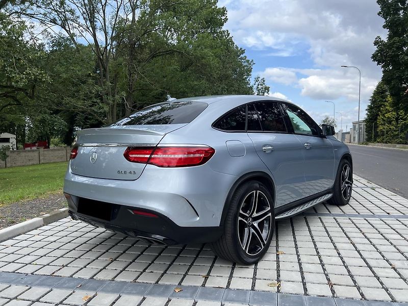 Mercedes-Benz GLE 43 AMG COUPE 287 kW - fotka 8 z 27