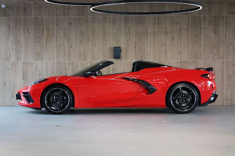 Chevrolet Corvette C8 3LT Convertible Z51, Lift - fotka 3 z 41