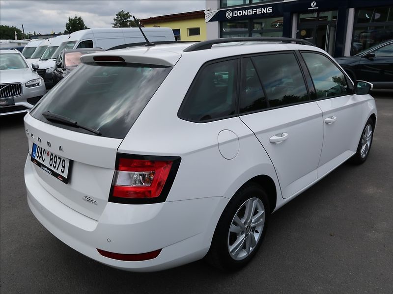 Škoda Fabia 1,0 TSi,70kW,1majČR,serv.k,DPH - fotka 3 z 28