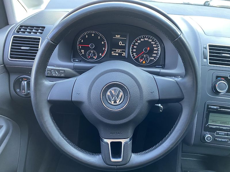 Volkswagen Touran 1.2 TSI 77kW - KLIMATIZACE-PDC - fotka 16 z 39