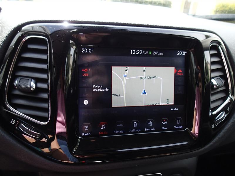 Jeep Compass 2,0 103 KW,Longitude 4WD,2.Maj - fotka 28 z 51