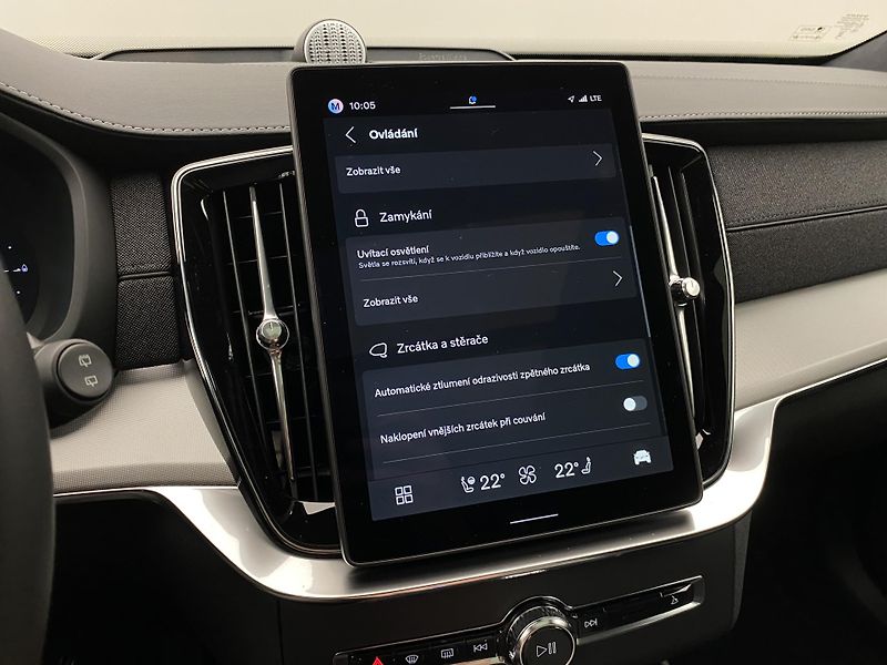 Volvo XC90 T8 RECHARGE BLACK EDITION 7m - fotka 57 z 70