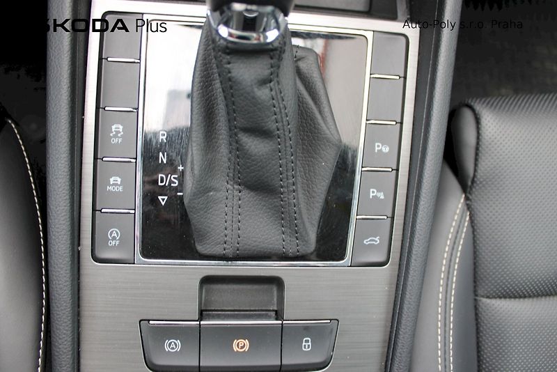 Škoda Superb (2023) 2.0 TDI 147 kW Style - fotka 16 z 25