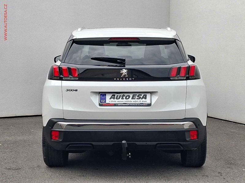 Peugeot 3008 (2017) 1.2 PT, Allure, AT, panor, TZ - fotka 5 z 17