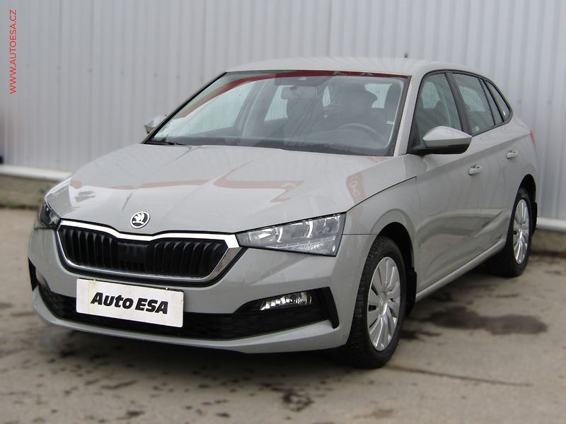Škoda Scala (2020) 1.0 TSi, ČR, Ambition, DSG - fotka 3 z 19
