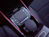 Mercedes-Benz GLB 35 AMG 4Matic 8G, ČR, 1.Maj, S - náhled 27