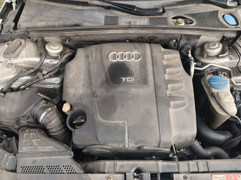 Audi A4 2.0 TDI ALLROAD 4x4 Panorama - fotka 21 z 22