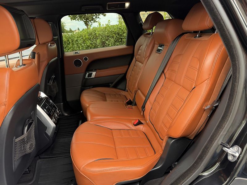 Land Rover Range Rover Sport (2014) Autobiography/3.0 SVD6 215 kW  - fotka 11 z 22