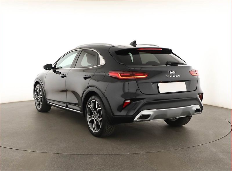 Kia XCeed (2020) 1.4 T-GDI, Automat, Serv.kniha - fotka 4 z 20