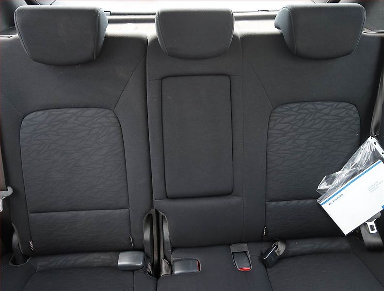 Hyundai ix20 (2011) 1.4 CVVT, Serv.kniha, nová STK - fotka 10 z 17