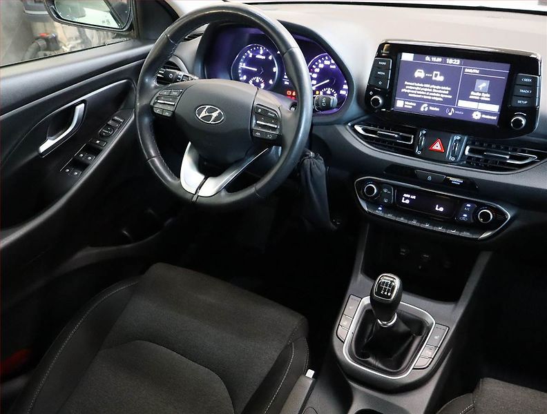 Hyundai i30 (2021) 1.6 CRDi, ČR,1.maj, Serv.kniha - fotka 7 z 17