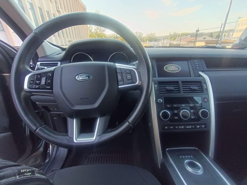 Land Rover Discovery Sport 2,0/110kW, Tdi SE 4x4, AUTOMAT - fotka 20 z 31