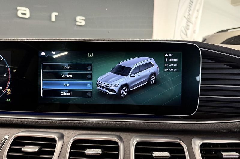 Mercedes-Benz GLS (2019) GLS 400d 4Matic AMG Line - fotka 95 z 111