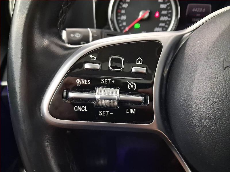 Mercedes-Benz Třídy E (2018) E 200 - fotka 16 z 23