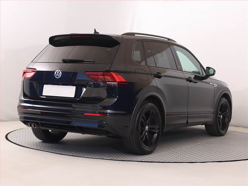 Volkswagen Tiguan (2019) 1.5 TSI - fotka 5 z 23