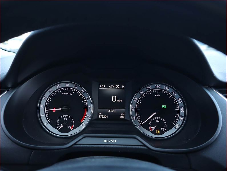 Škoda Octavia (2019) 1.6 TDI, Automat, Serv.kniha - fotka 11 z 21