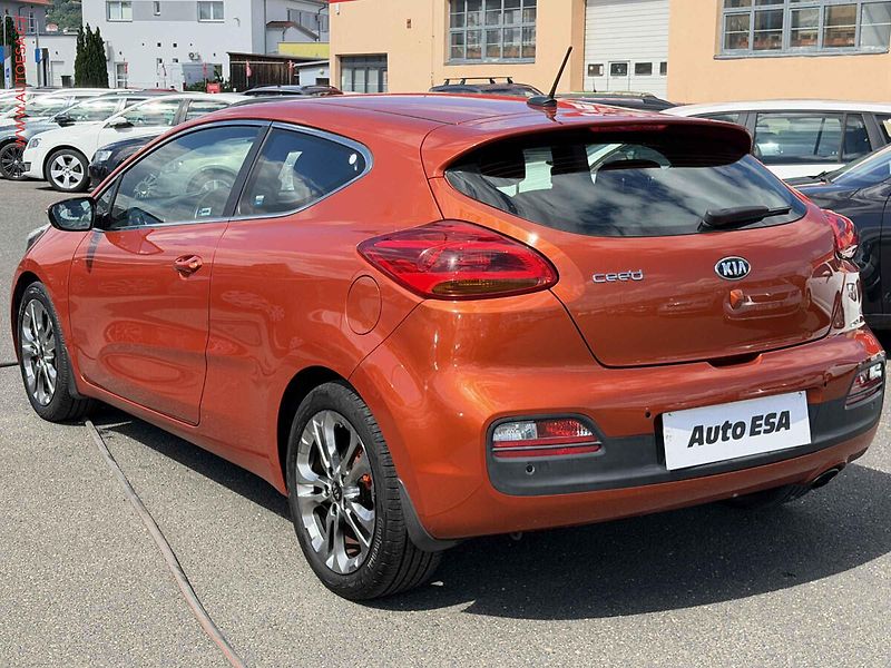 Kia Ceed (2014) 1.6GDi, ČR, Bixen - fotka 6 z 18