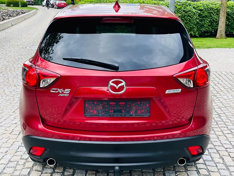 Mazda CX-5 2.0i AUT 4x4 SENZORY TAŽNÉ - fotka 15 z 49