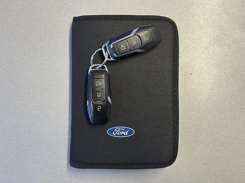 Ford S-MAX 2.0TDCi 150PS AUTOMAT NAVI VÝH - fotka 45 z 46
