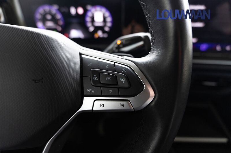 Volkswagen Tiguan 1.5 Life DSG - fotka 20 z 34