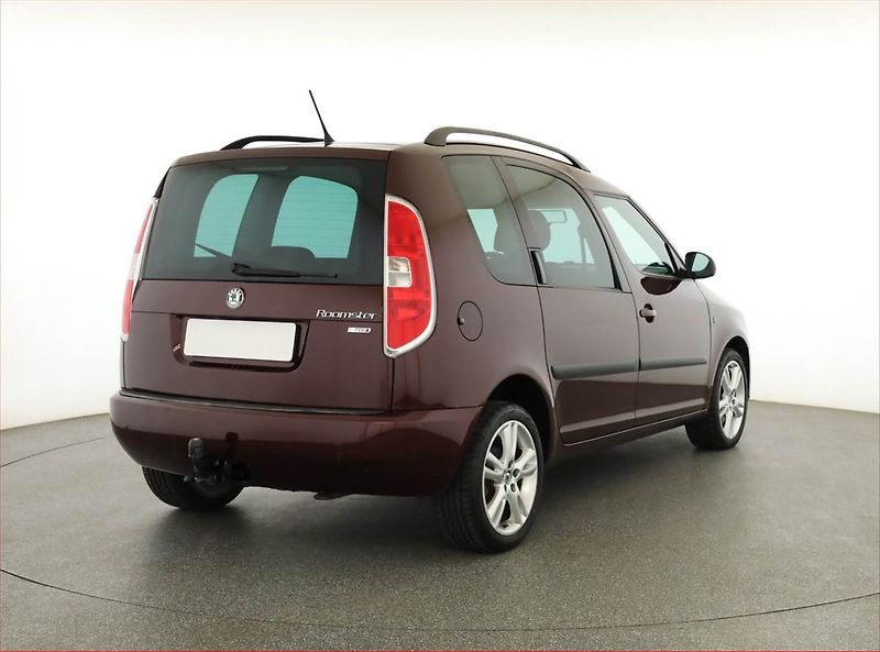 Škoda Roomster (2010) Sport 1.6 TDI - fotka 5 z 17