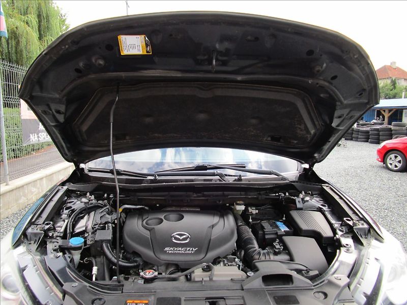 Mazda CX-5 2.2 Skyactiv-D, aut. klima - fotka 38 z 38
