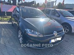 Volkswagen Golf (2016) 2.0TDi, 1.maj, AC, výhřev - fotografie inzerátu