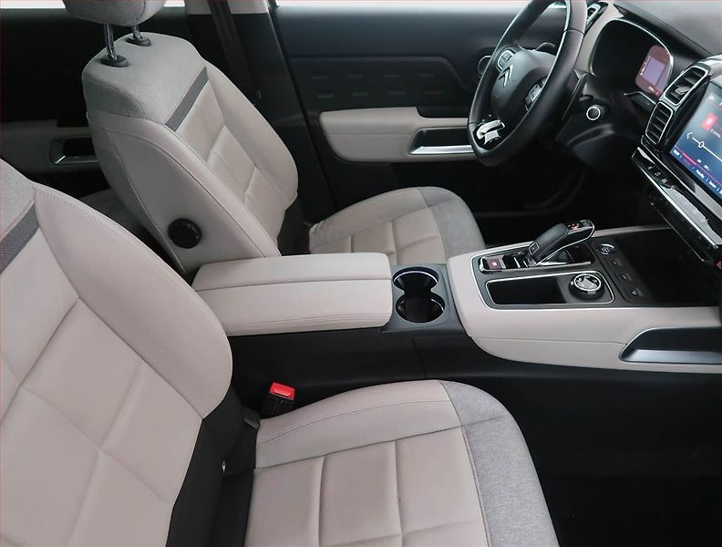 Citroën C5 Aircross (2021) BlueHDi 180 - fotka 9 z 14