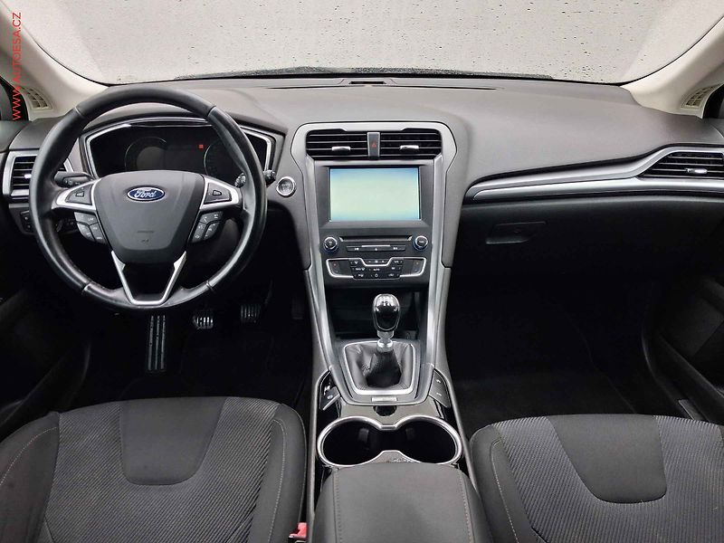 Ford Mondeo (2016) 2.0 TDCi, Titanium, TZ - fotka 8 z 17