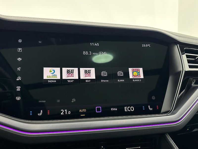 Volkswagen Touareg R-Line - fotka 12 z 31