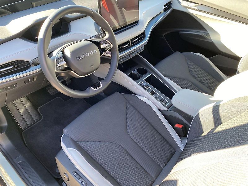 Škoda Elroq (2025) iV 85 - fotka 7 z 37
