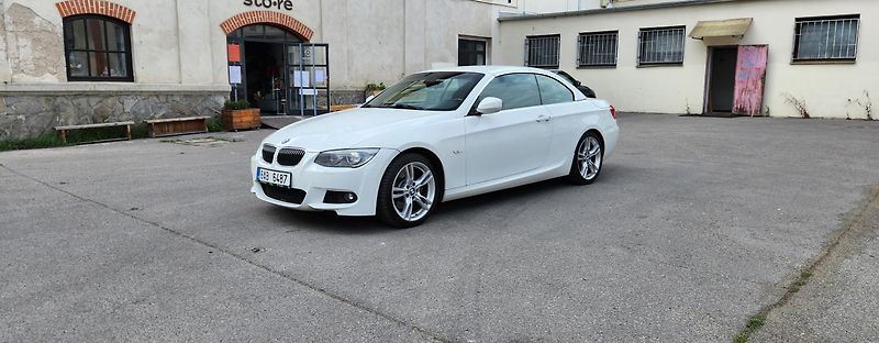 BMW Řada 3 (2010) 330D*M*PAKET*CABRIO - fotka 9 z 42