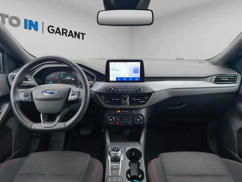 Ford Focus (2022) ST Line, EcoBlue 88kW, ČR, 1. - fotka 10 z 27