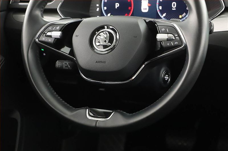 Škoda Superb (2022) Style 2.0 TDI - fotka 16 z 19