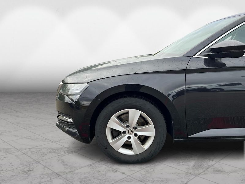 Škoda Superb Business 2.0 TDI 110 kW DSG Co - fotka 10 z 21