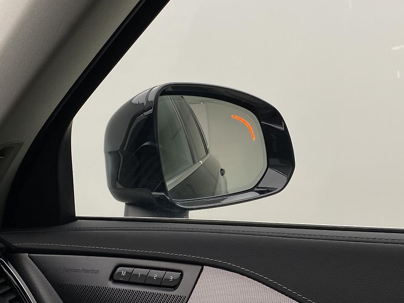 Volvo XC90 B5 AWD BRIGHT PLUS AUT 7m - fotka 37 z 58