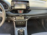 Hyundai i30 1.0 T-GDi 88 kW Fastback ČR - náhled 11