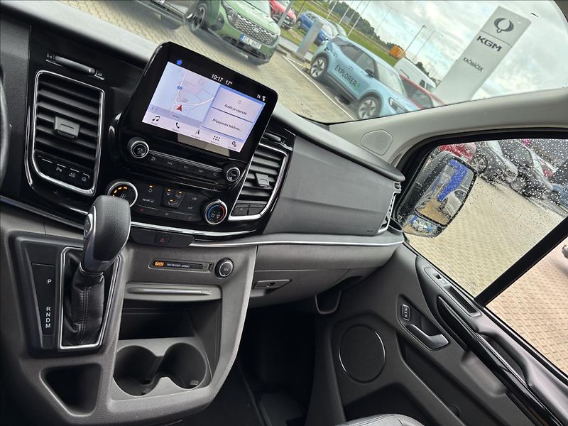 Ford Tourneo Custom 2,0 EcoBlue 136kW TitaniumX L2 - fotka 42 z 42