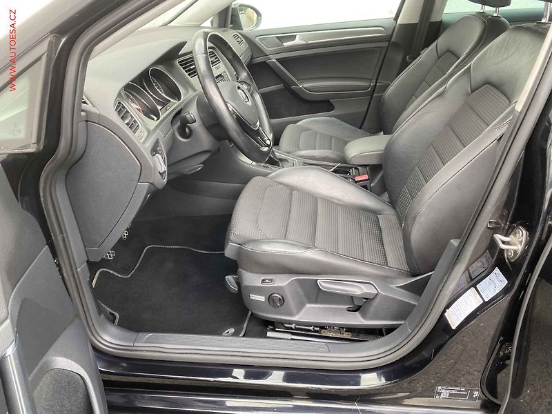 Volkswagen Golf (2013) 1.2 TSi VII, Comfortline - fotka 9 z 18