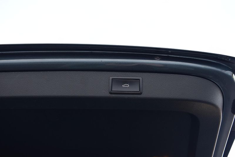 Škoda Superb (2017) 2.0TDI 110kw 4x4 L&K PAN TAŽNÉ - fotka 10 z 50