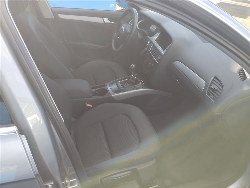 Audi A4 1,8 TSi 118KW - fotka 8 z 18