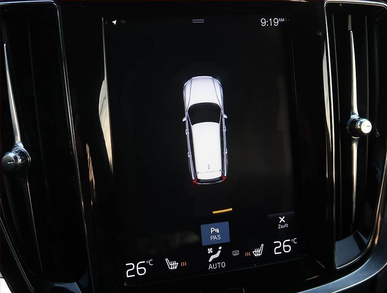 Volvo V60 (2018) D3 2.0, Automat, Serv.kniha - fotka 21 z 24