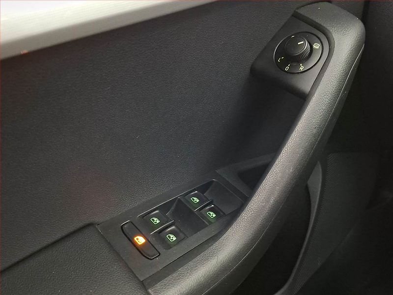 Škoda Octavia (2016) 1.6 TDI, Navi, Tempomat - fotka 19 z 19