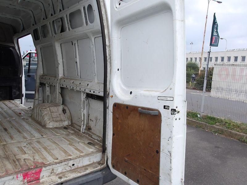 Ford Transit 2,2TDCi 114kW L4H3 JAKO NOVÝ ! - fotka 19 z 38