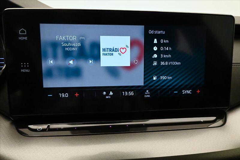 Škoda Octavia 2,0 TDI 110 kW DSG STYLE Záruk - fotka 20 z 31
