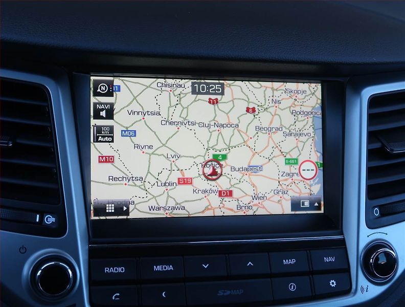 Hyundai Tucson (2018) Comfort 1.6 GDI, Serv.kniha - fotka 13 z 19