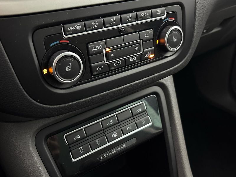Seat Alhambra Style, 7 míst - fotka 20 z 31