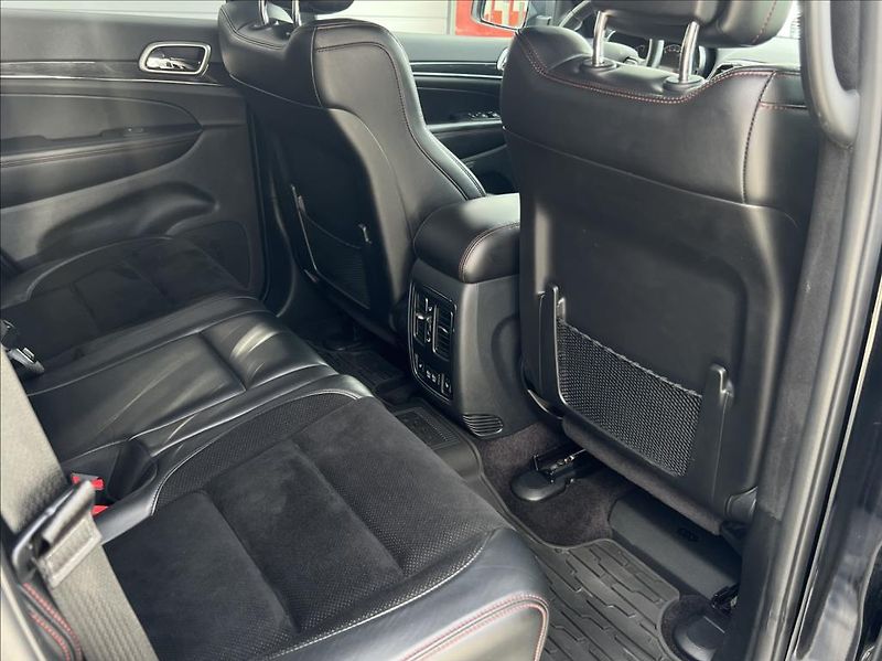 Jeep Grand Cherokee 3,0 CRD  TRAILHAWK AWD nové ČR - fotka 19 z 42