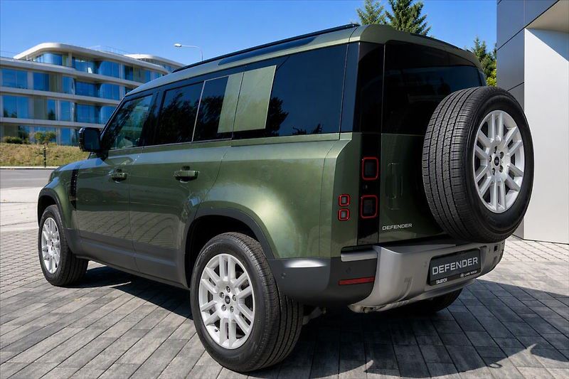 Land Rover Defender (2026) 110 D200 S* - fotka 3 z 29