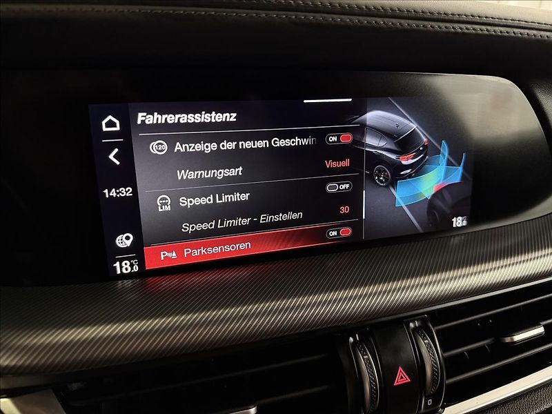 Alfa Romeo Stelvio VELOCE 206kW Q4 H&K PANO LED - fotka 22 z 42